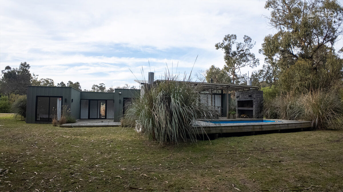 Casa en venta en barrio cerrado sobre la Ruta 10