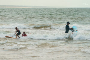 Escuela de surf Hopupu en José Ignacio, Uruguay.