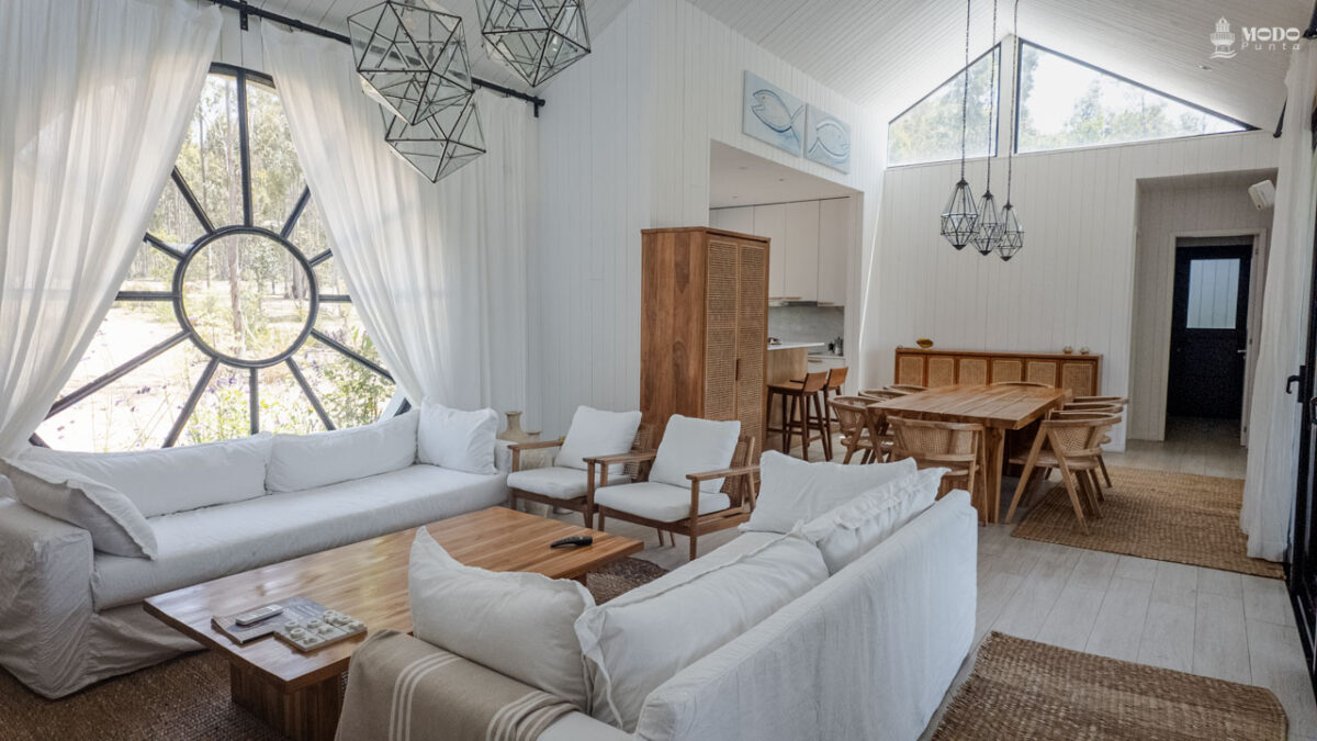 Casa en Puerto Quetzal con muelle propio y 6 dormitorios
