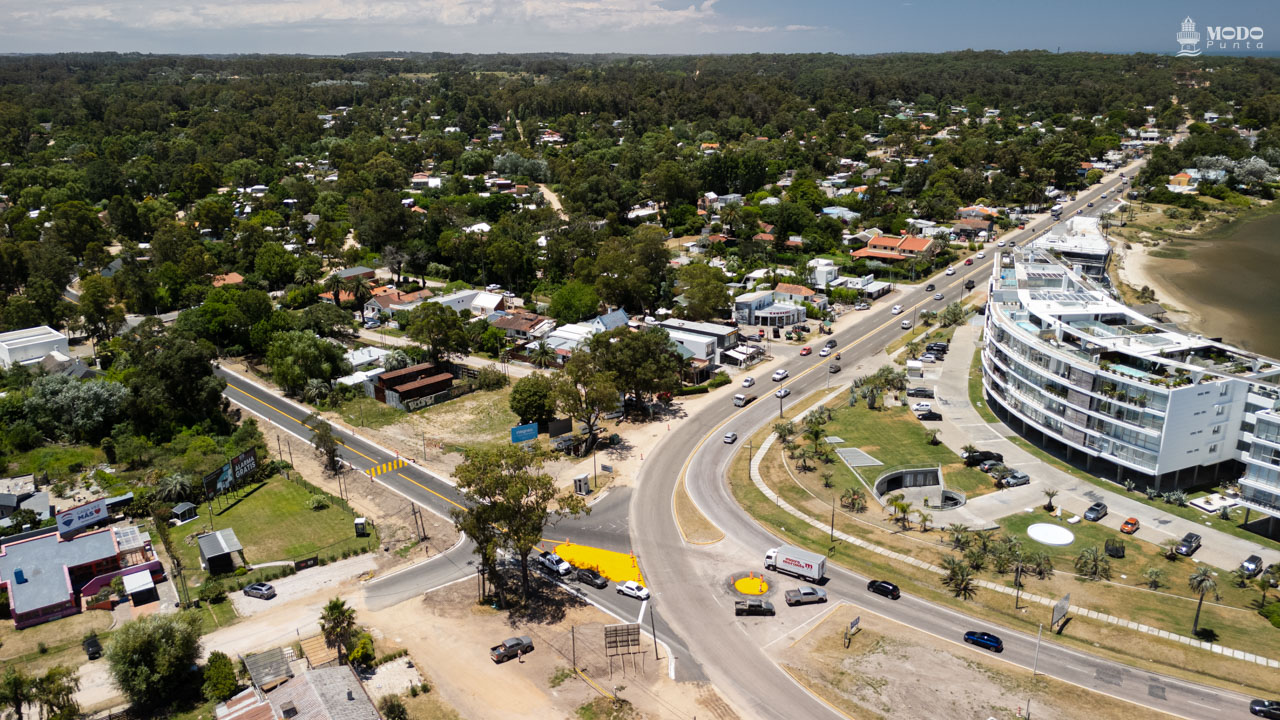 La rotonda de la avenida Julio Sosa mejora la fluidez del tránsito en el área de El Tesoro