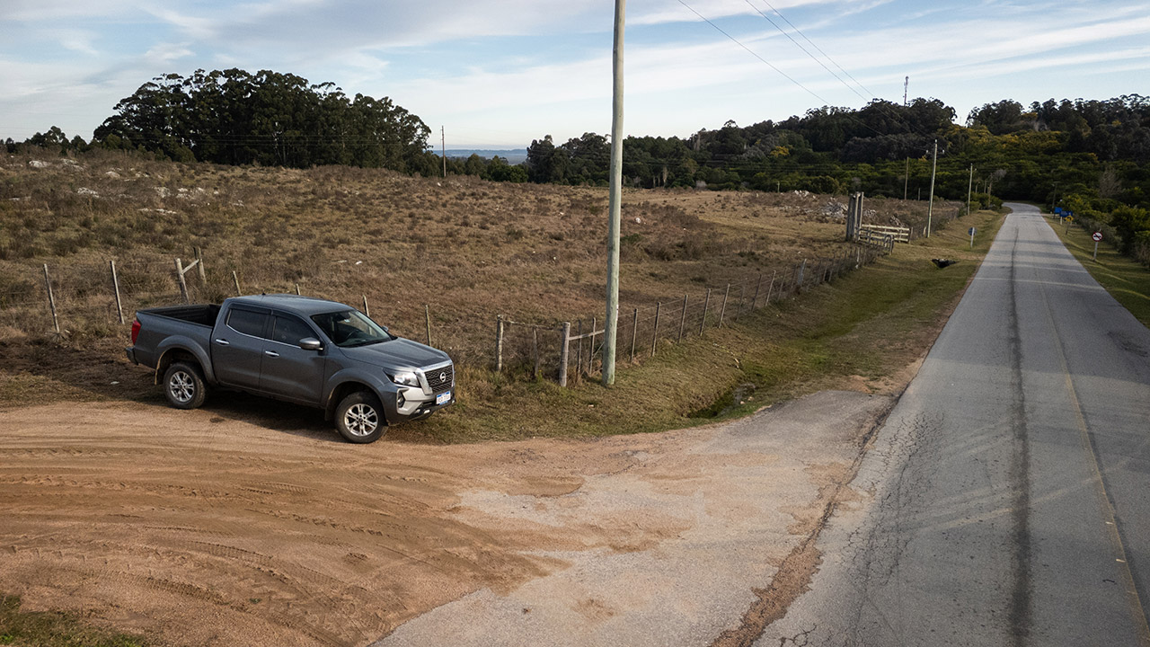 Em cada percurso, dedicamos o tempo necessário. Fazemos paradas técnicas em pontos estratégicos da serra para observar o entorno, sentir o lugar e analisar cada detalhe da paisagem. Não é apenas um tour — é escolher onde sua próxima etapa vai acontecer.