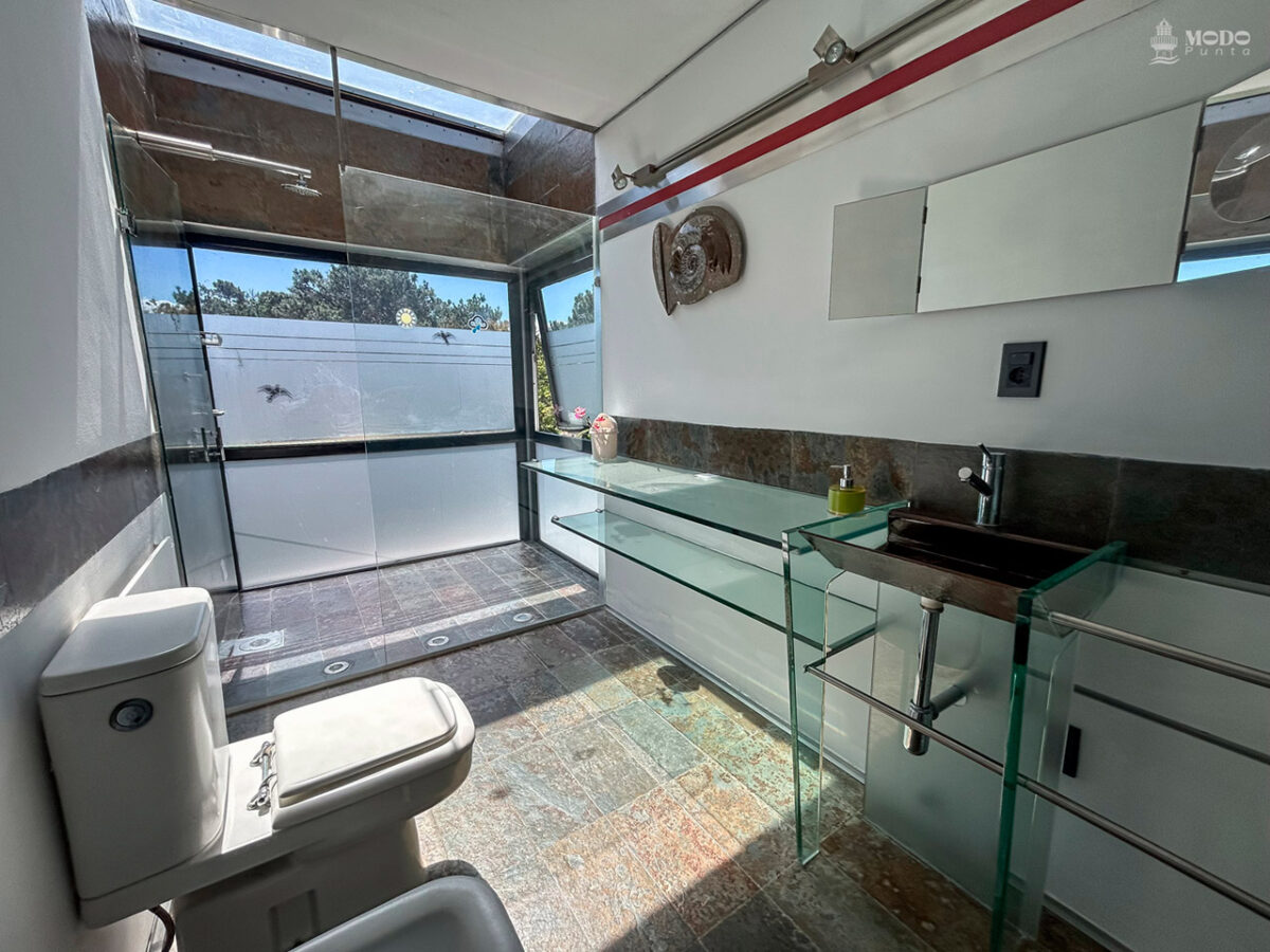 Casa en venta en Playa Brava, Parada 26 a 2 cuadras del mar