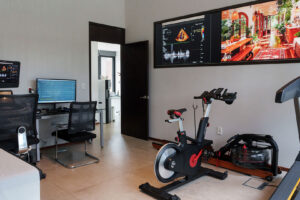 Gabinete de diagnóstico equipado con tecnología de última generación para ergometrías y pruebas de esfuerzo. Un espacio enfocado en la prevención, control y seguimiento de la salud cardiovascular.