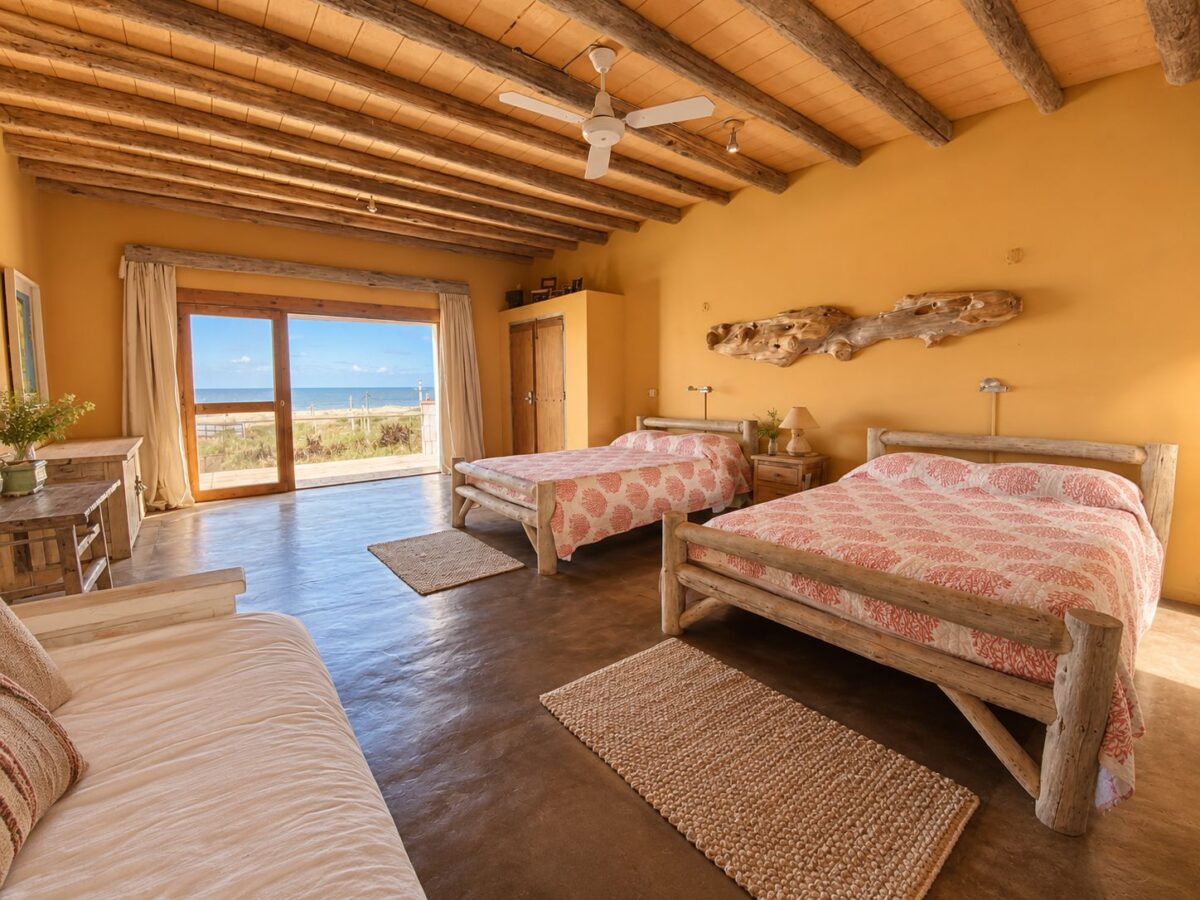 Alquiler de Casa en El Chorro con Vista al Mar y Jacuzzi